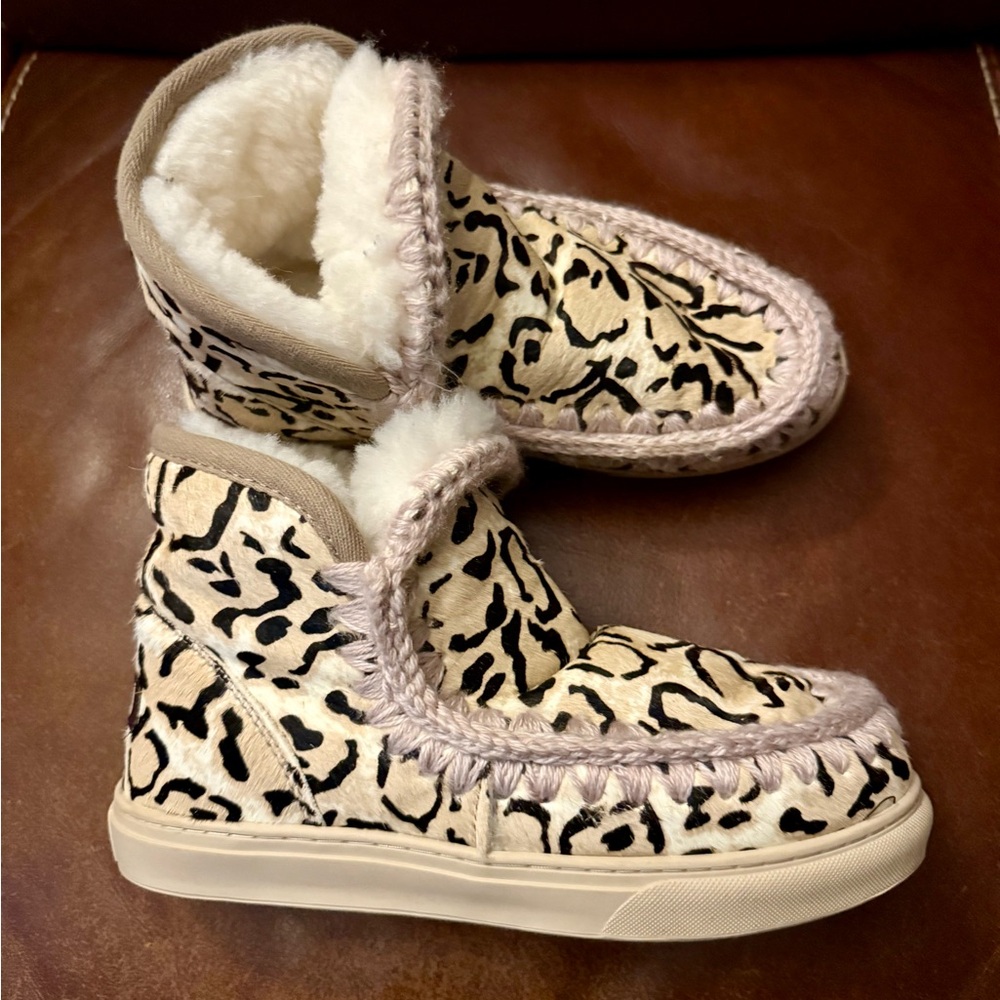Mou Eskimo Leopard Print Boots